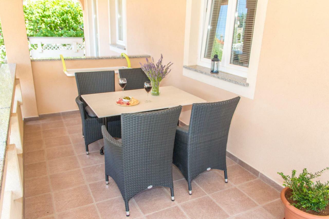 Apartmani Zoric Punat Esterno foto