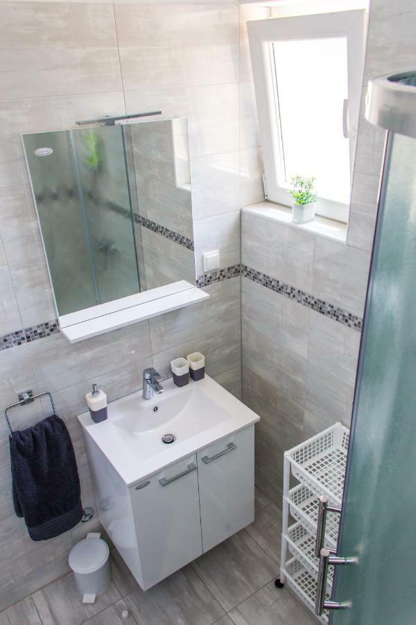 Apartmani Zoric Punat Esterno foto