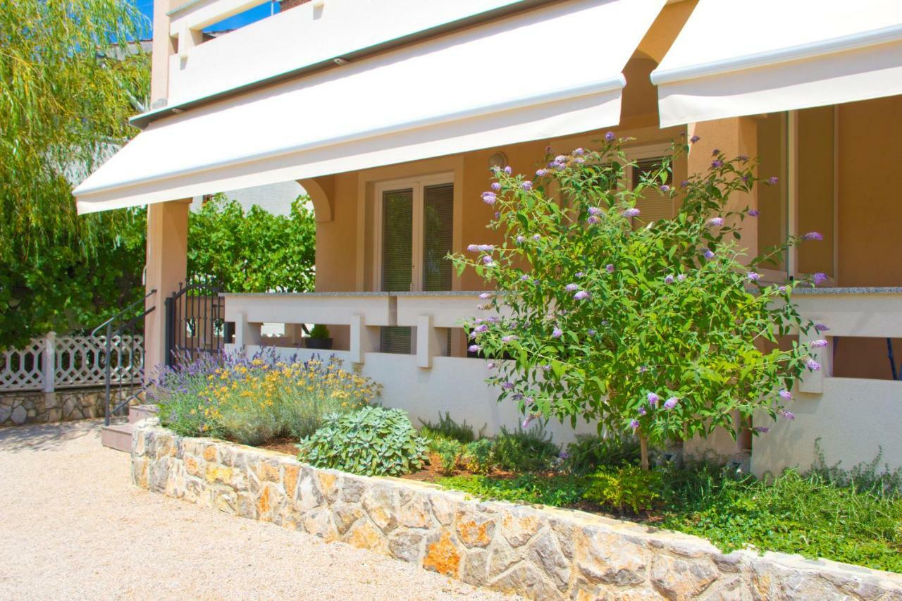 Apartmani Zoric Punat Esterno foto