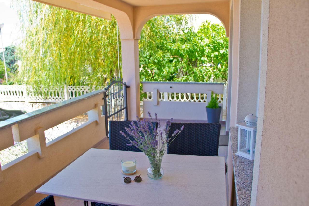 Apartmani Zoric Punat Esterno foto