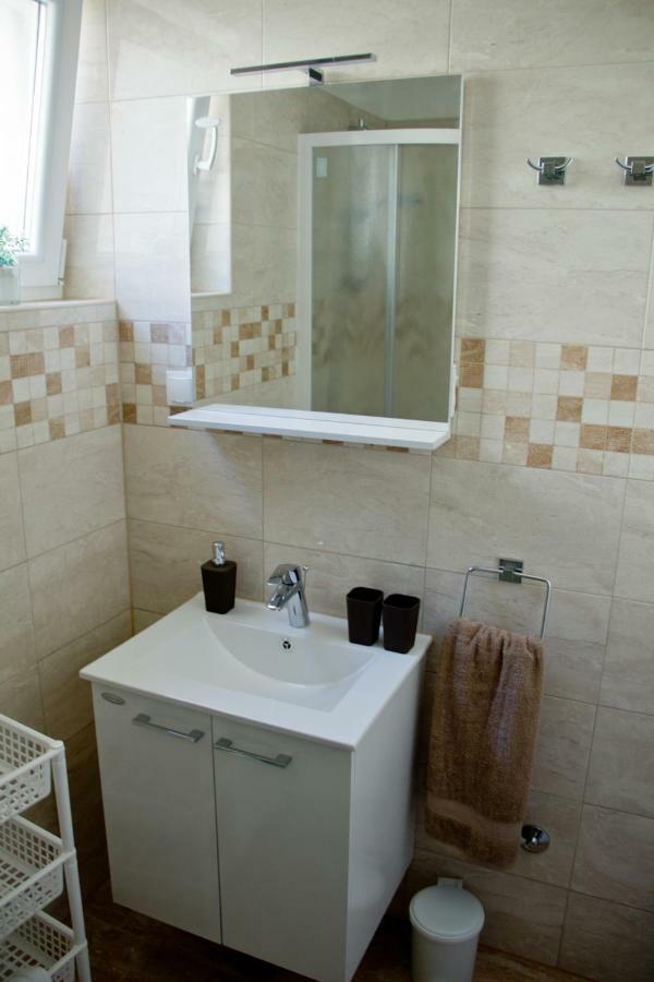 Apartmani Zoric Punat Esterno foto